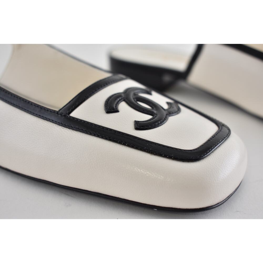 Chanel 26B White Black Square Toe CC Logo Slingback Ballet Ballerina Flat 39 - Picture 10 of 16